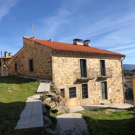 Casa Rural Fuente La Bolera Gilbuena Exterior photo